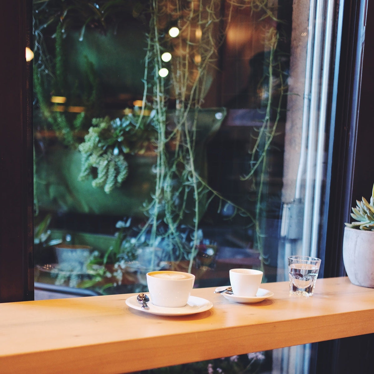 Meno Small Latte Cup &amp; Saucer 237ml