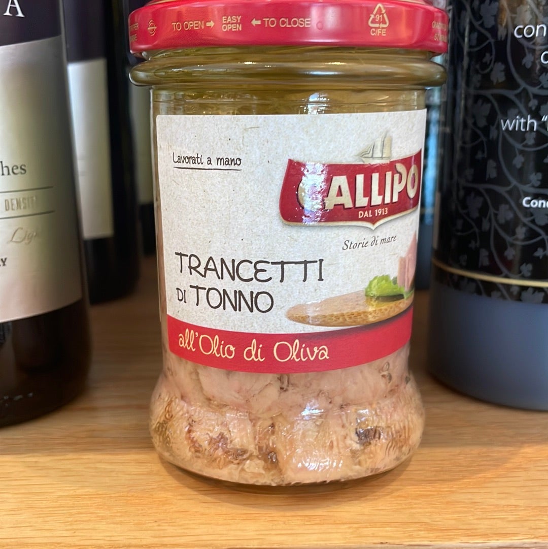 Tuna Chunks in Olive Oil
