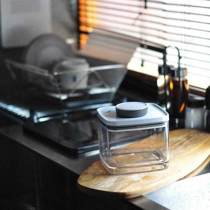 Turn-N-Seal Vacuum Storage Canister 1.5L